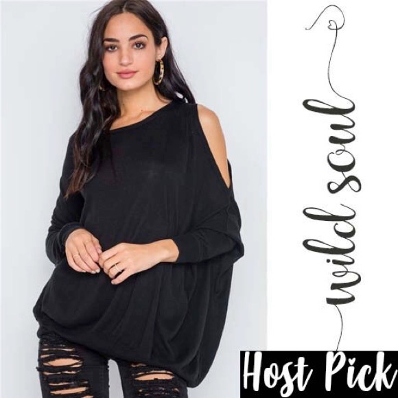 Tops - HP • Lightweight Asymmetrical Hem Sweater •